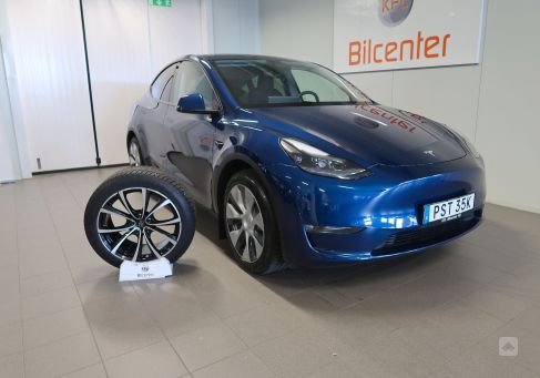 Tesla Model Y, 2022