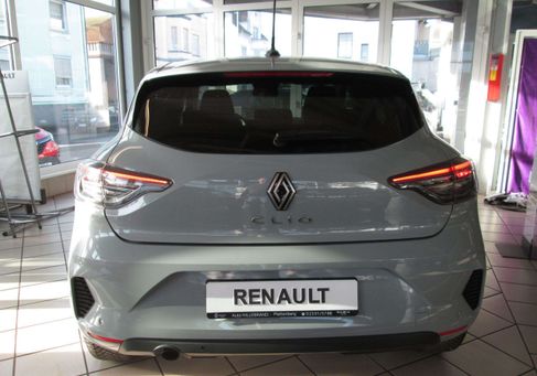 Renault Clio, 2024
