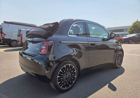 Fiat 500C, 2026