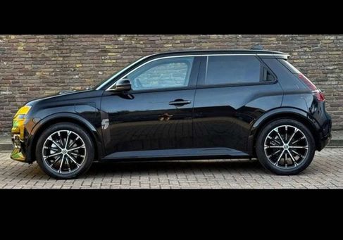 Renault R 5, 2025