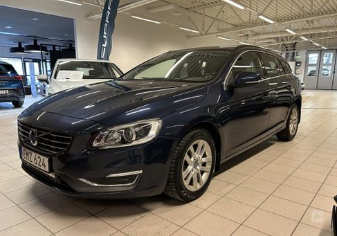 Volvo V60, 2015