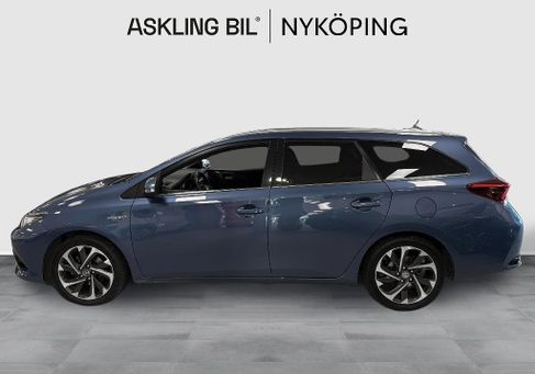 Toyota Auris Touring Sports, 2016