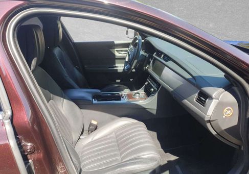 Jaguar XF, 2018