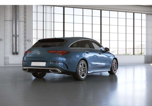 Mercedes-Benz CLA 250, 2022