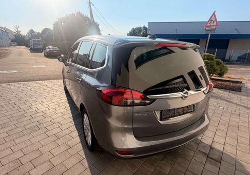 Opel Zafira, 2019