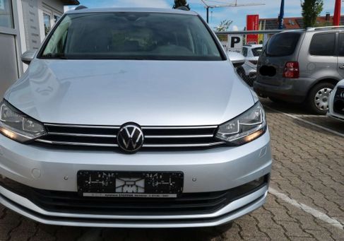 Volkswagen Touran, 2023 2
