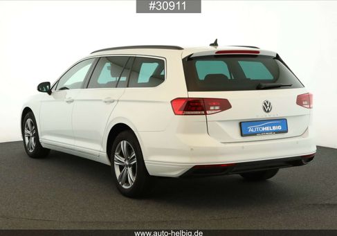 Volkswagen Passat Variant, 2024 3