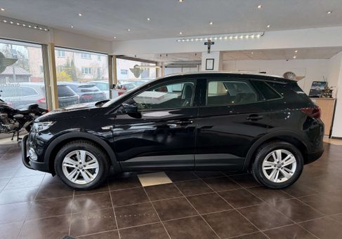 Opel Grandland X, 2018 3