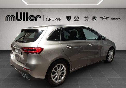 Mercedes-Benz B 200, 2020