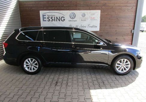 Volkswagen Passat Variant, 2023 2