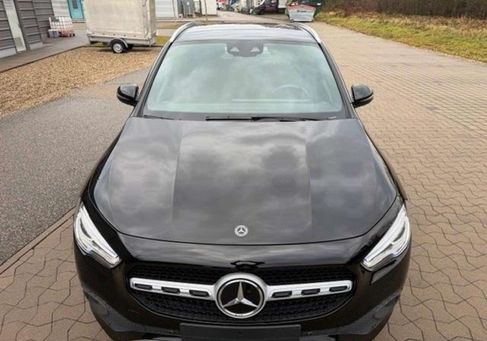 Mercedes-Benz GLA 200, 2023