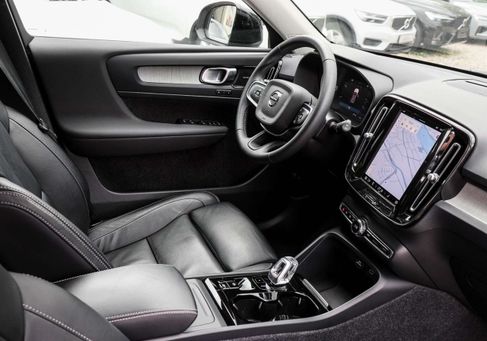 Volvo XC40, 2023 3