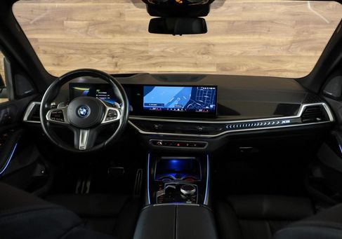 BMW X5, 2023