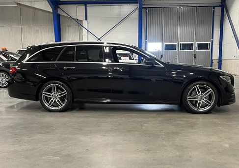 Mercedes-Benz E 300, 2020 3
