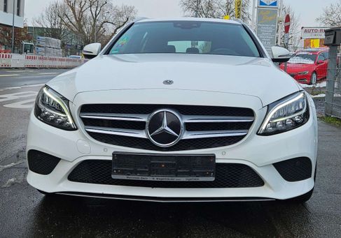 Mercedes-Benz C 300, 2021