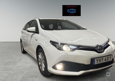 Toyota Auris Touring Sports, 2016