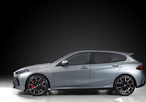 BMW 120, 2025