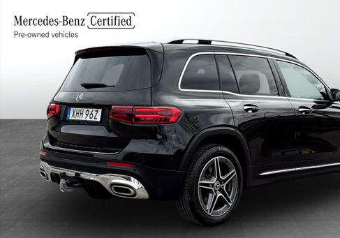 Mercedes-Benz GLB 200, 2025