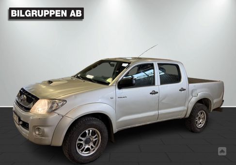 Toyota Hilux, 2011