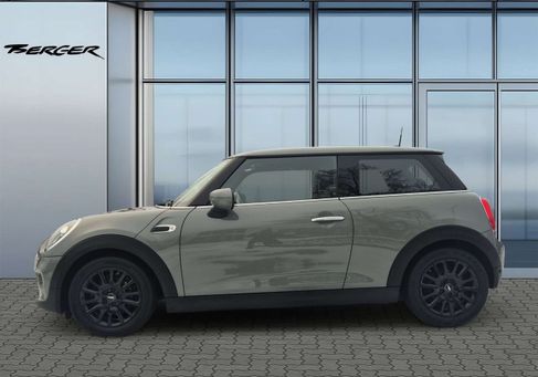 MINI ONE, 2019