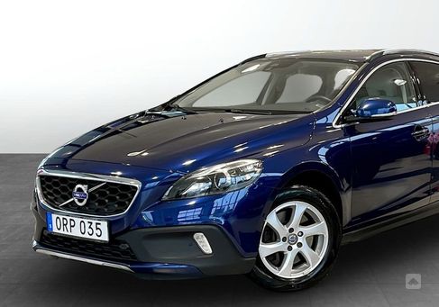 Volvo V40 Cross Country, 2016