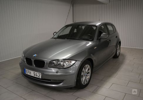 BMW 118, 2010