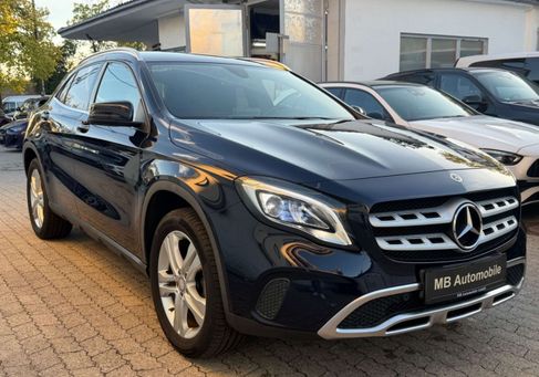Mercedes-Benz GLA 220, 2018 3