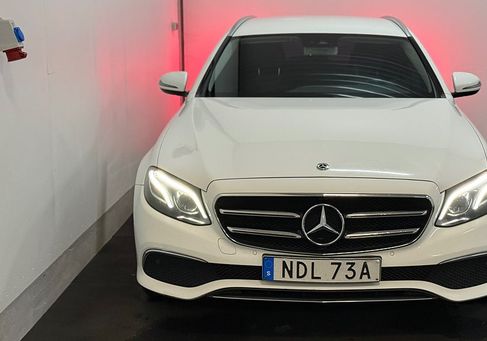 Mercedes-Benz E 200, 2020