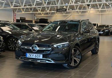 Mercedes-Benz C 220, 2025