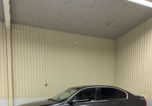 BMW 325, 2005