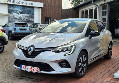 Renault Clio, 2023