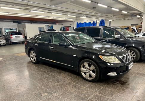 Lexus LS, 2007