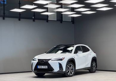 Lexus UX, 2023