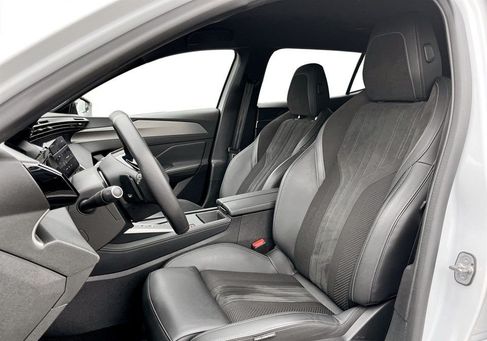 Peugeot 408, 2023