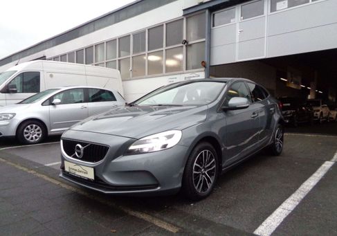 Volvo V40, 2019
