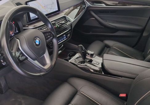 BMW 530, 2020 3