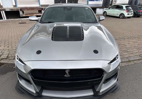 Ford Mustang, 2025