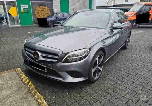 Mercedes-Benz C 300, 2021