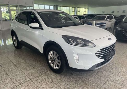 Ford Kuga, 2022