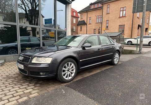 Audi A8, 2003