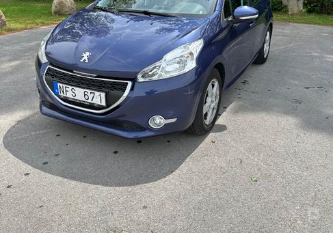 Peugeot 208, 2012