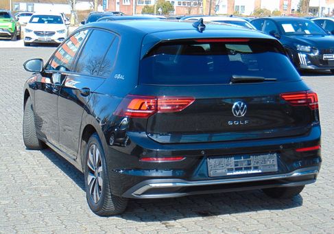 Volkswagen Golf, 2025 3
