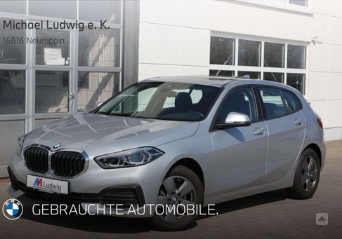 BMW 116, 2021