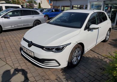 Volkswagen Golf, 2022