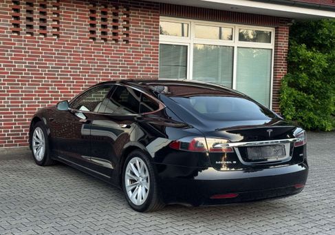 Tesla Model S, 2017