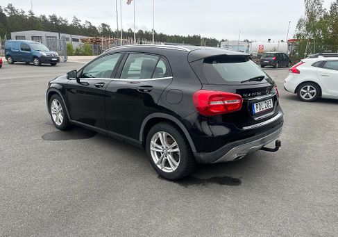 Mercedes-Benz GLA 220, 2017