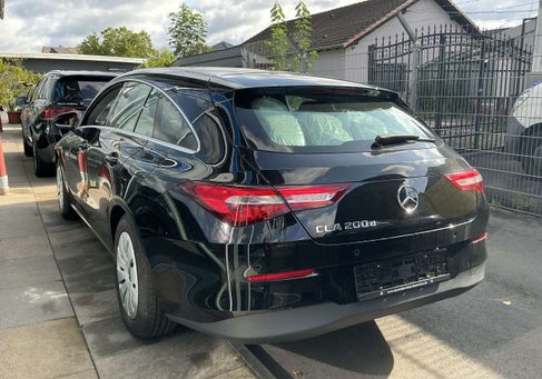 Mercedes-Benz CLA 200, 2021