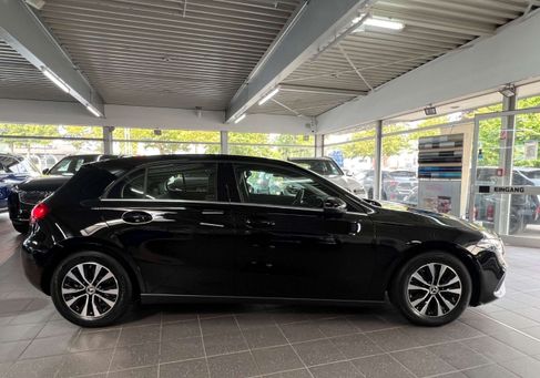 Mercedes-Benz A 180, 2025
