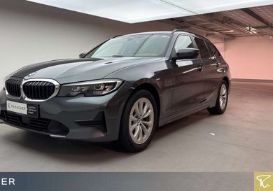 BMW 318, 2022