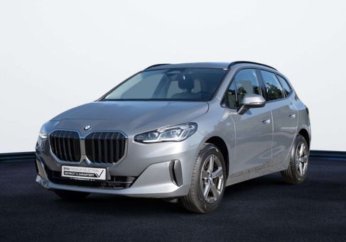 BMW 220, 2025 2